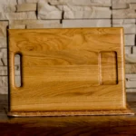 Dębowa deska kuchenna z pojemnikiem