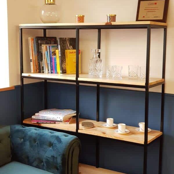 Regal z debowego drewna litego i czarnej stali find us on https://www.facebook.com/RaWoodpl/