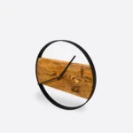 Zegar ścienny z drewna i metalu