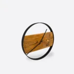 Zegar ścienny z drewna i metalu