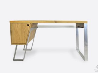 Desk of oak wood on metall legs to office BORA