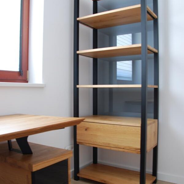 Drewniany regał na książki z drewna litego do gabinetu salonu COLIN