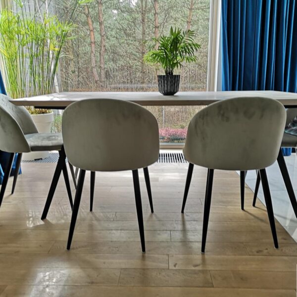 Industrialny stół dębowy z metalowymi nogami do salonu VITA