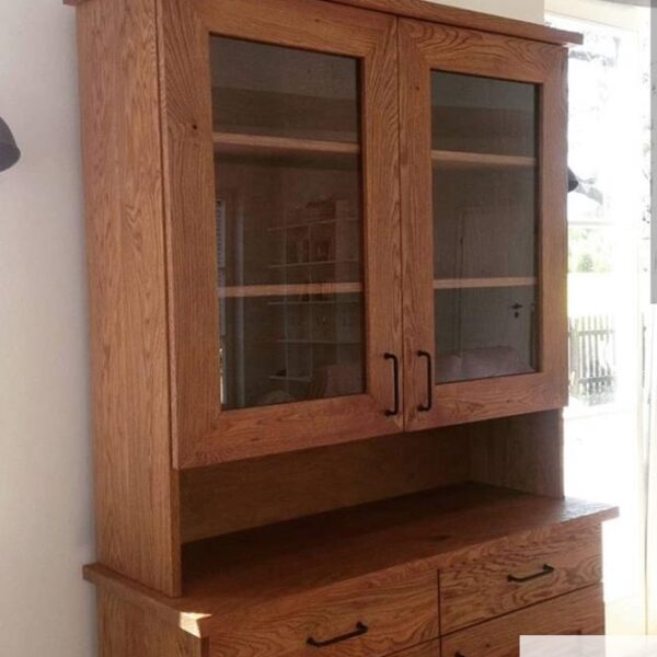 Dębowy kredens na życzenie Klienta