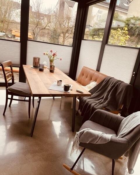 Stoły industrialne do jadalni designerskie stoły drewniane w stylu loft industrialnym stół premium z litego drewna z metalowymi nogami producent RaWood