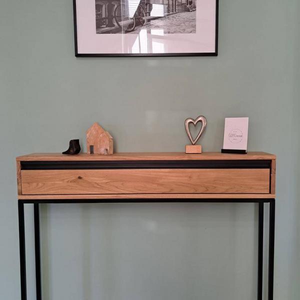 Dębowa industrialna konsola loft drewniana z szufladą na metalowych nogach