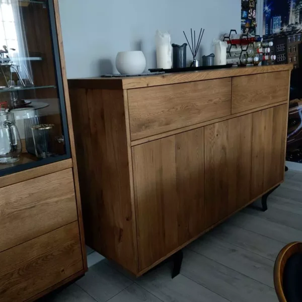 Komoda dębowa nowoczesna z litego drewna dębowego na metalowych nogach do salonu VITA