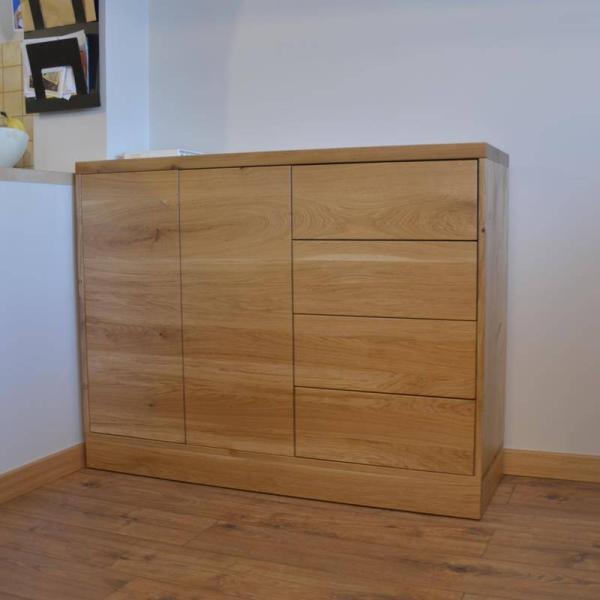 Klasyczna dębowa komoda z litego drewna z szufladami na wymiar do salonu RaWood