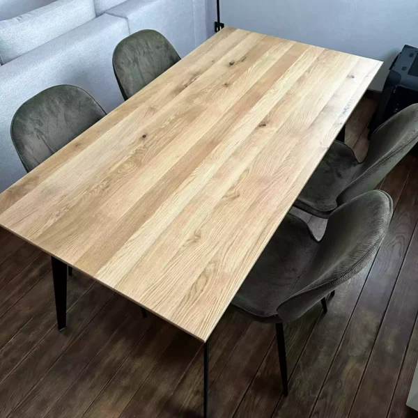 Stół do salonu z drewnianym blatem VITA II