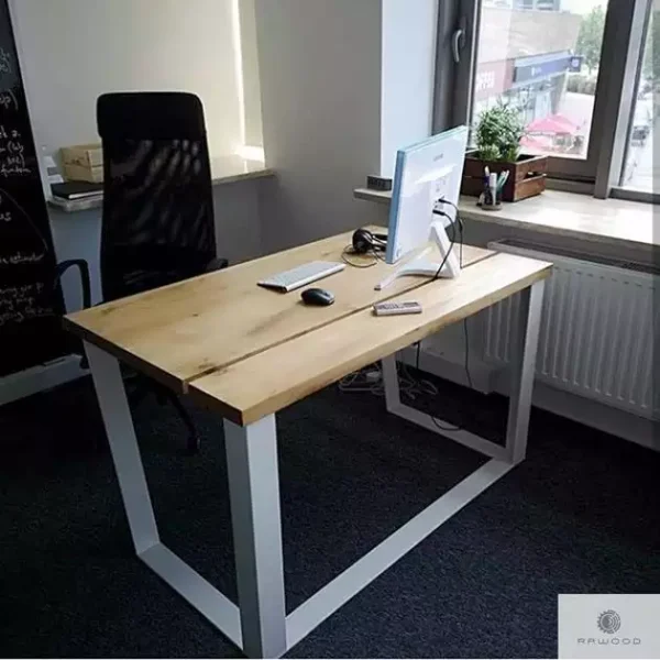 debowe-biurko-na-bialych-metalowych-nogach-do-gabinetu-merge