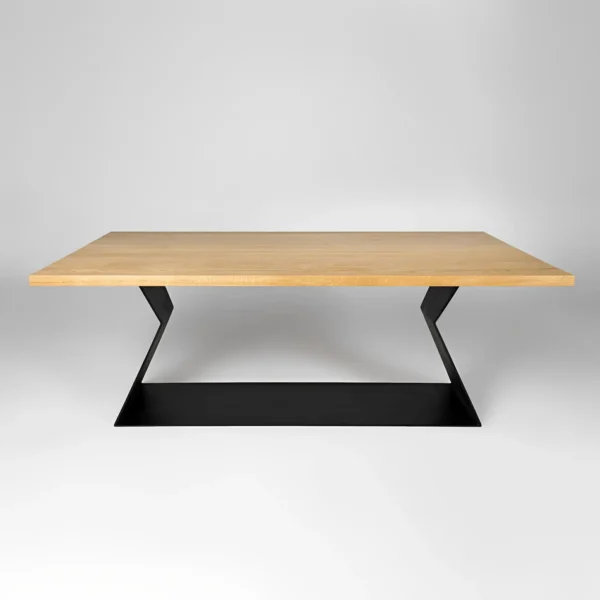 Oak table on black base PHARELL