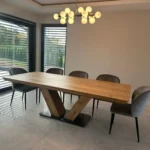 Table with oak top and metal base VENICE - realization
